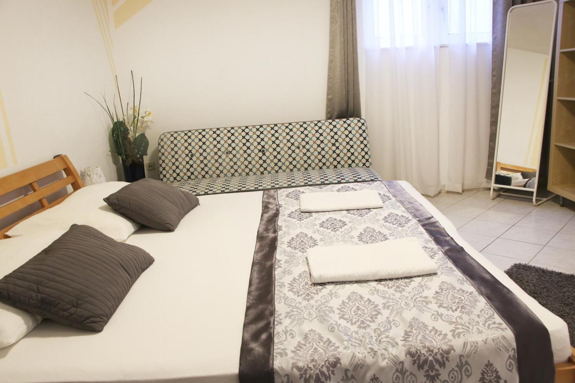 Apartments Gavric Trogir Ruang foto