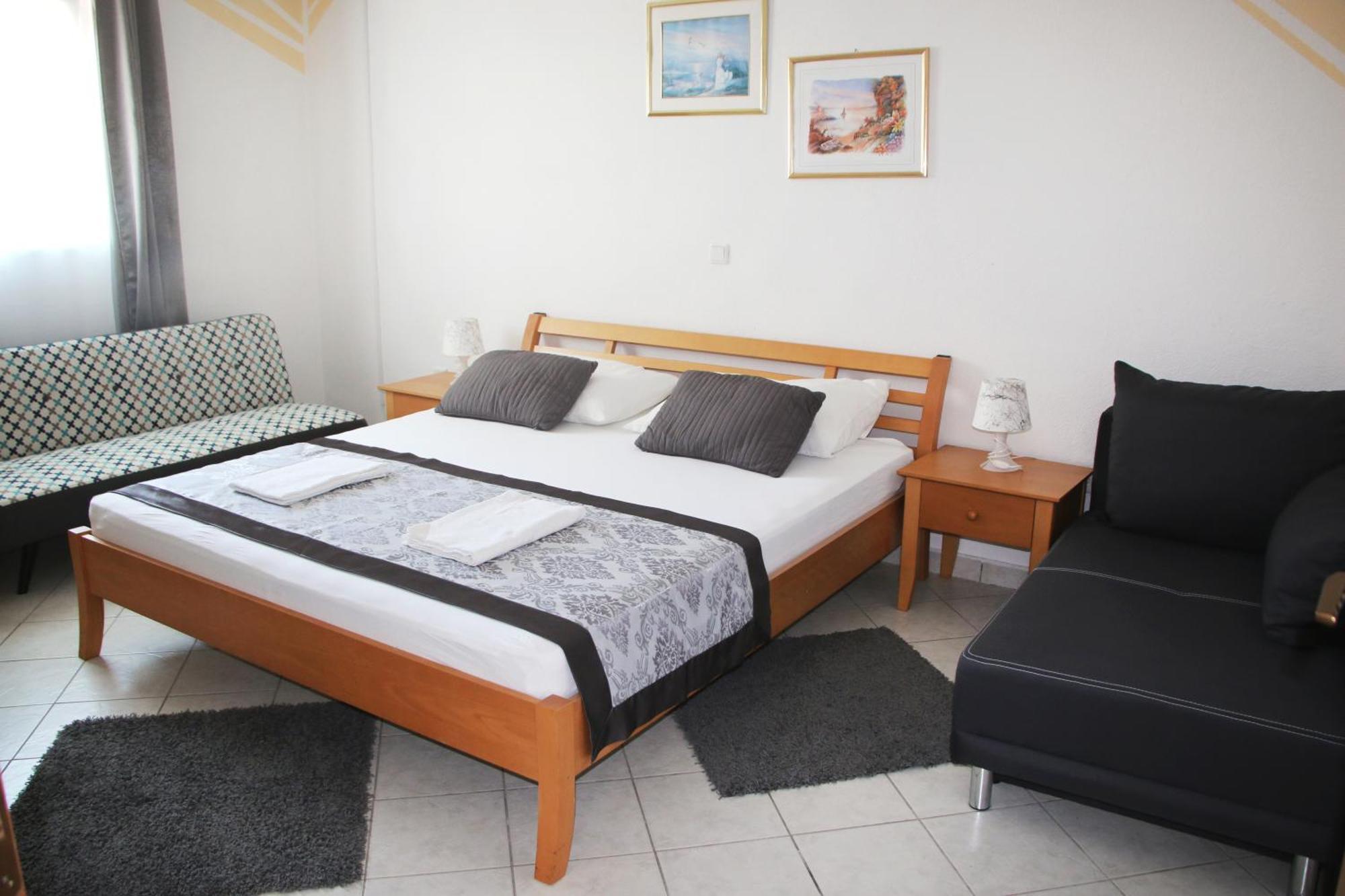Apartments Gavric Trogir Bagian luar foto