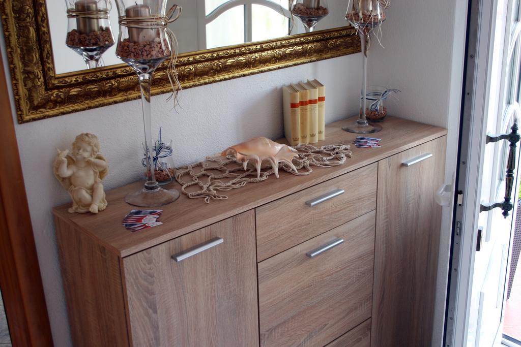 Apartments Gavric Trogir Bagian luar foto